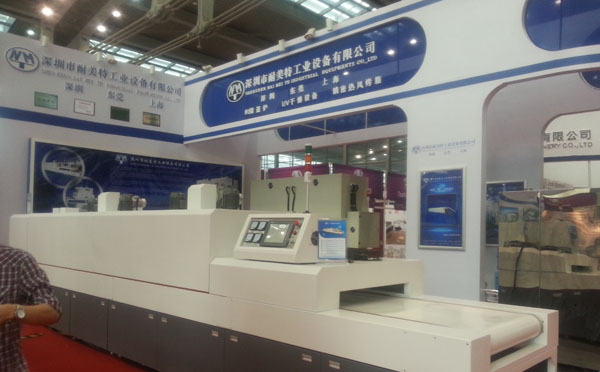 �|ݸ������չ��(hu��)�F(xi��n)��(ch��ng)�DƬ